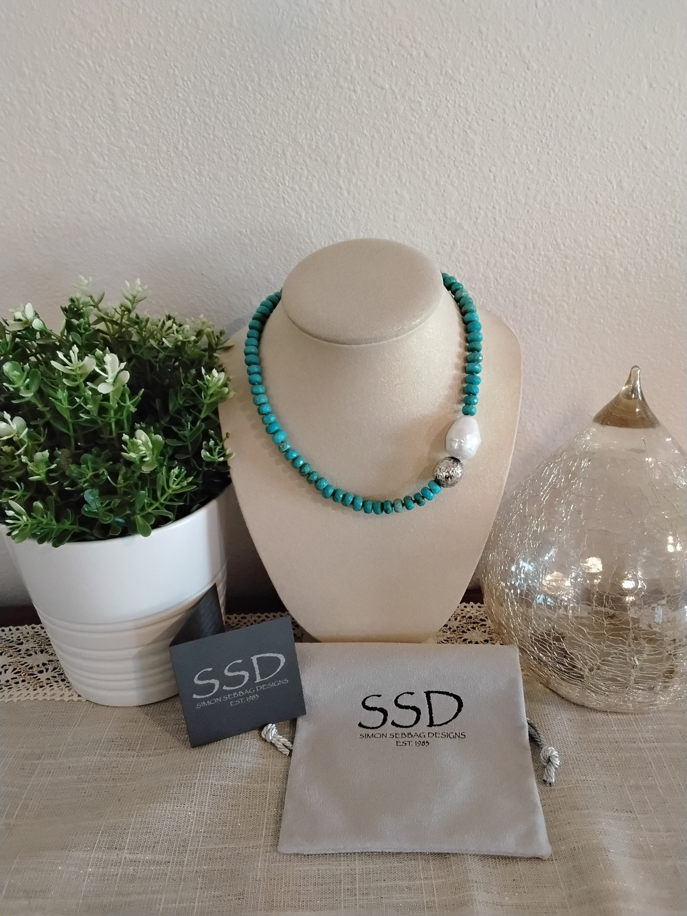 SSD Turquoise Beaded Necklace with Silver And Pearl Accent.